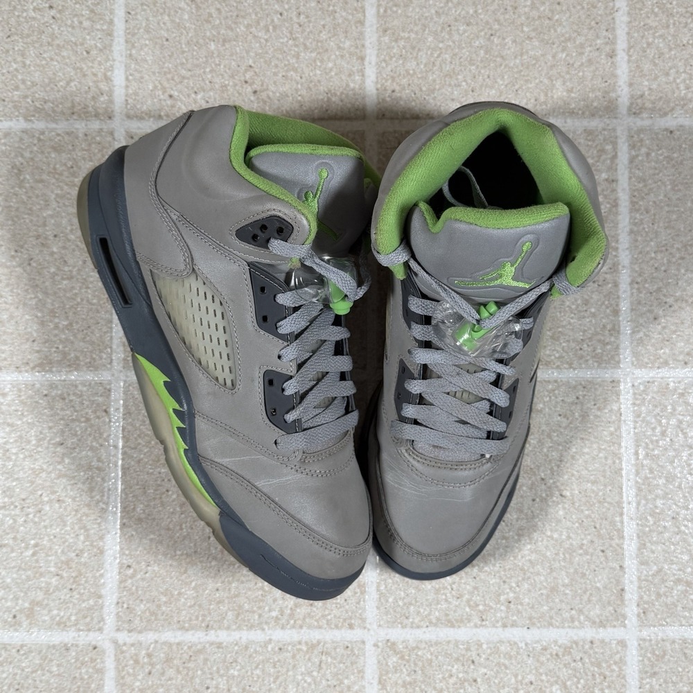 Jordan 5 Retro "Green Bean"  Size 8 Wmns  Reflective Silver DQ3734-003 Athletic